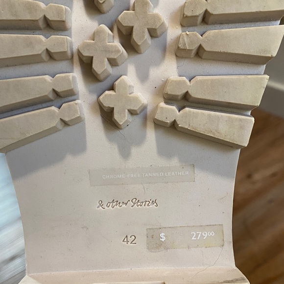 & Other Stories Cream Leather Boots - Picture 2 of 5